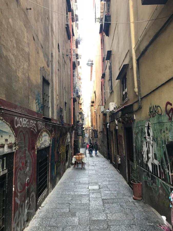 In San Domenico Maggiore 3 * Neapel
