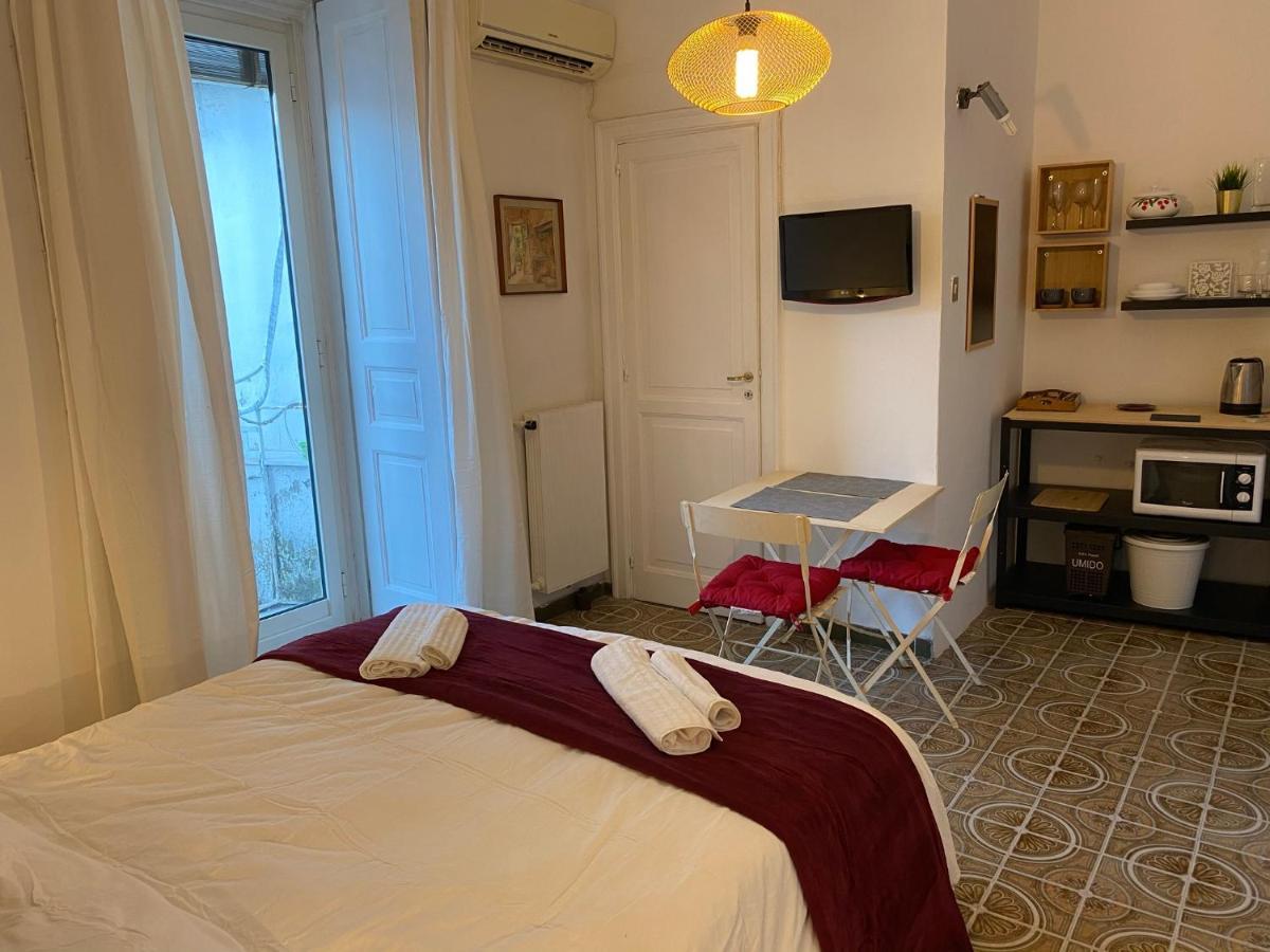 In San Domenico Maggiore 3 * Neapel